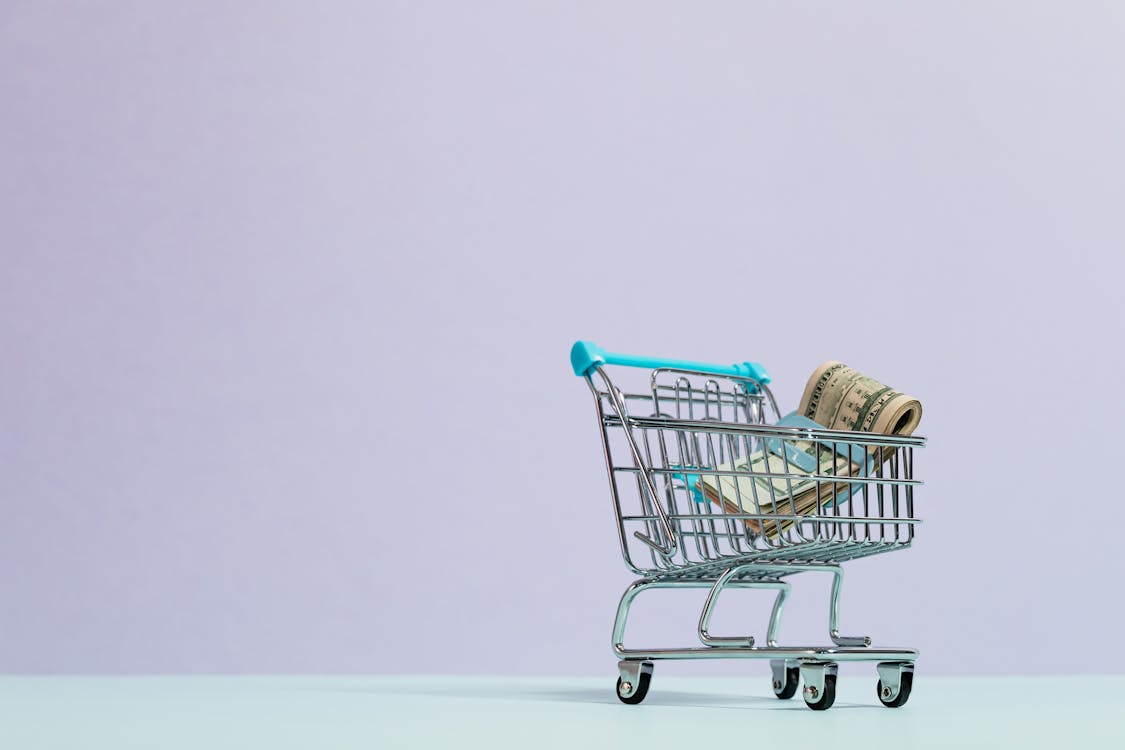 How to Become an E-commerce Virtual Assistant