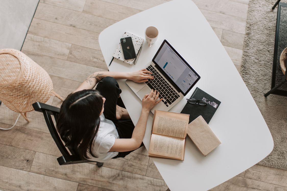Upwork Virtual Assistant Profile Examples That Get Hired